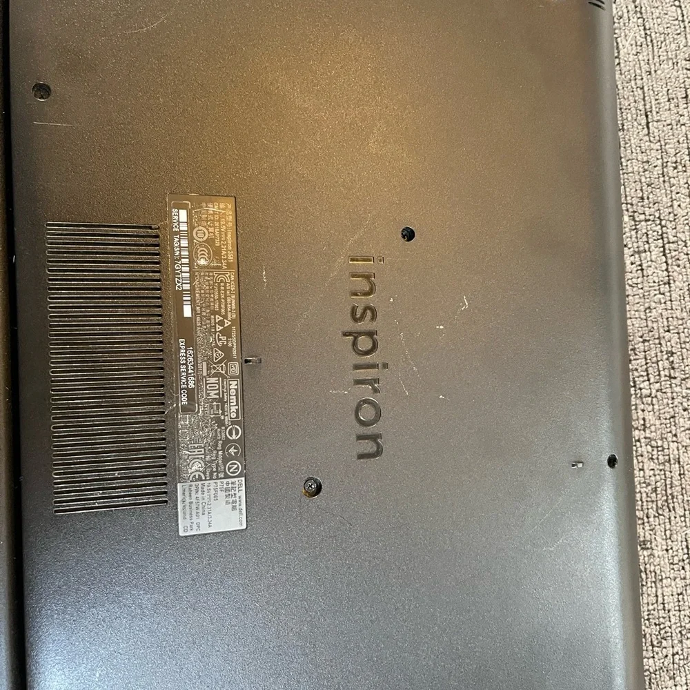 Dell Inspiron 15 3000 Series Laptop i3-7020U 8GB RAM 915 GB HDD Windows 10 Home